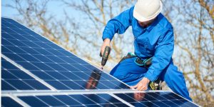Installation Maintenance Panneaux Solaires Photovoltaïques à Voutezac
